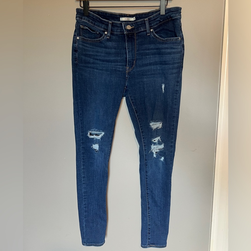 Levi's 711 Distressed Skinny Jeans Size 31 - Picture 1 of 10